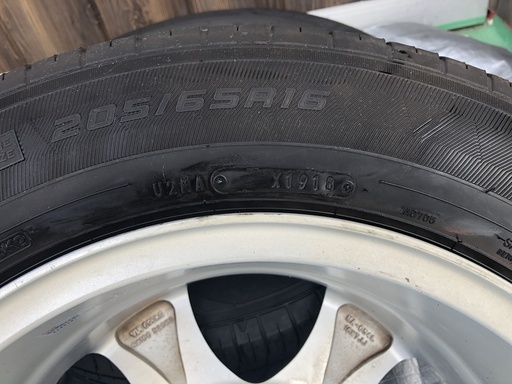 ＢＬＯＲＵＳ　ＪＵＮＥＳ16インチアルミ　５穴　PCD100/114.3　ＧＯＯＤＹＥＡＲ低燃費タイヤ　205/65Ｒ16　エスティマ