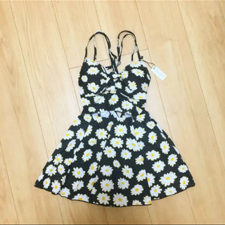◾️新品タグ付き 水着 ワンピース 花柄 夏 プール スカート◾️の画像