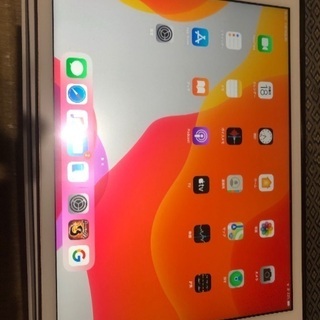 iPad 第7世代 32GB WiFiモデルの画像