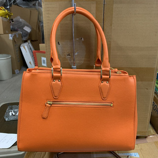 アンナマリー牛革ハンドバッグの画像