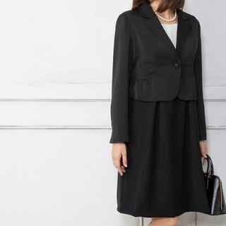 （値下げ中）【中古】授乳服とマタニティウェア【Sweet Mommy】の授乳服、ワンピースとジャケットセットの画像