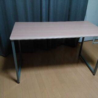 作業机(解体済み。)