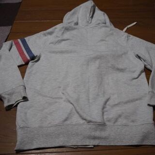 Lサイズパーカー女性用の画像