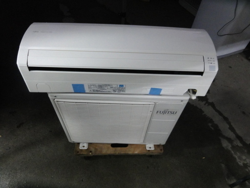 北１１００　富士通　ルームエアコン　AS-J22W-W　主に６畳