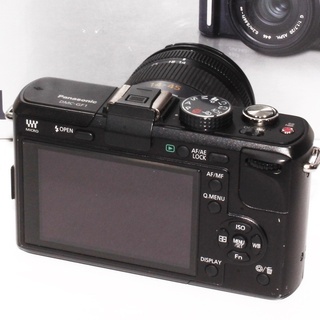 ★極上美品＆スマホ転送★パナソニック ＧＦ1 レンズキット ブラックの画像