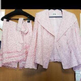 スーツ　新品