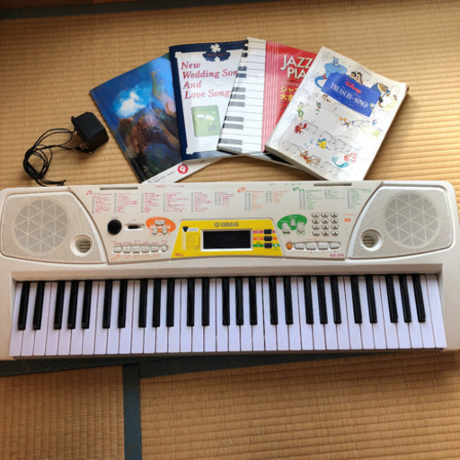 9千円分の楽譜本おまけ付き！ヤマハ 電子ピアノ EZ-J15！