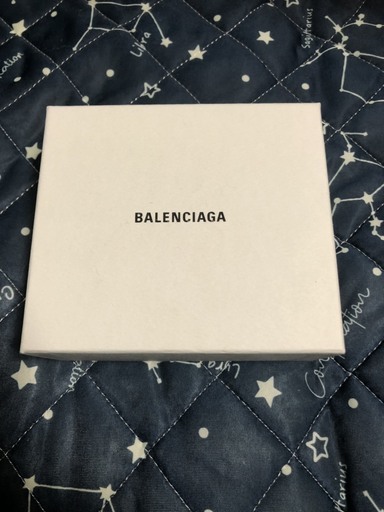 【BALENCIAGA】【値下げしました】　バレンシアガ　小銭入れ　新品未使用　郵送可能！