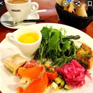 24日に喫茶店巡りに連れて行ってくださる方