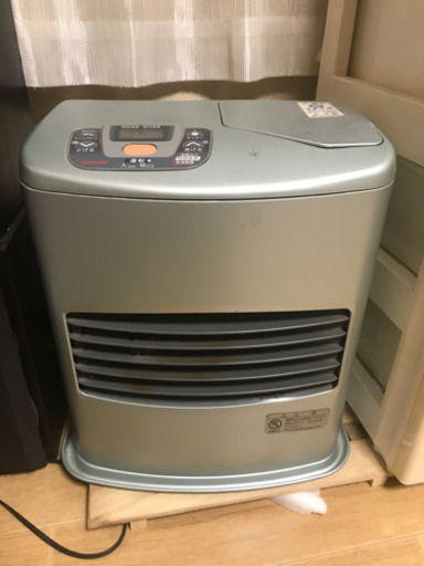 灯油ストーブ  ファンヒーター