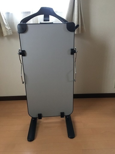 ズボンプレッサー　東芝　HIP-T31