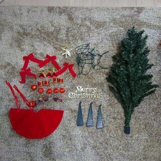 クリスマスツリー ９０センチ  電飾・飾りつき クリスマスキティちゃんもありますの画像