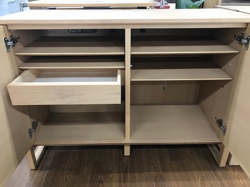 【ﾄﾚﾌｧｸ浦和店】カリモク 引き出し付 2枚扉キャビネット 売場展開中！