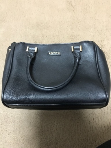 黒 ハンドバッグ