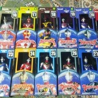 遠方発送可能！　ウルトラヒーローシリーズ・２０００年版　４０体セットの画像