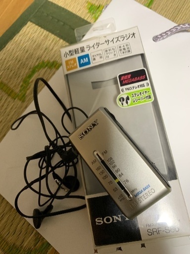 SONY小型軽量ライターサイズラジオ