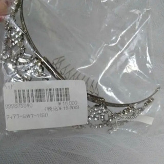 ウェディング用ティアラの画像