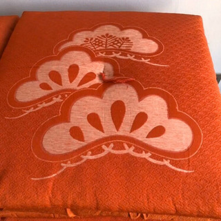 美品　座布団4枚　良品❣️モノはめちゃくちゃイイですよ😊の画像