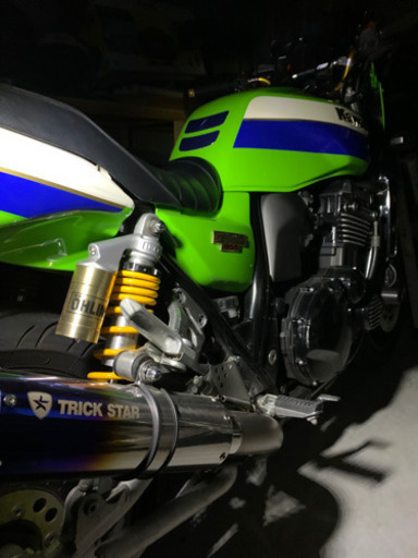バイク ZRX1100
