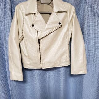美品👀ライダースジャケットGU(女の子用)　サイズ120