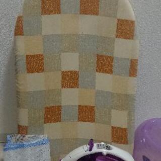 【引取限定】東芝コードレスアイロンTA-FV1の画像