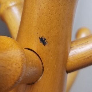 木製のハンガーポール ハンガーラックの画像