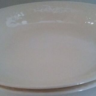 アフタヌーンティーのお皿です。の画像