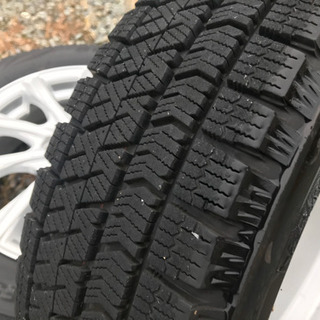 ★軽自動車用スタッドレス！BLIZZAK VRX2 2017年製造★アルミ付の画像