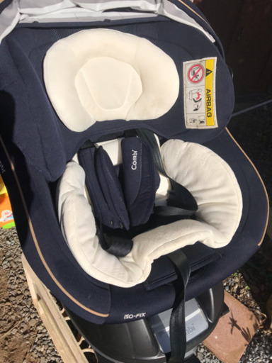 ★取引中★combi  チャイルドシート クルムーブ ISOFIX