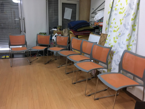 スタッキングチェアー7脚