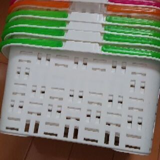 カゴ