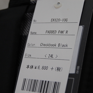 EASTPAK リュックサック 24L ブラック×グレー チェック柄 EK620-10G イーストパック バッグ おしゃれ  ☆ PayPay(ペイペイ)決済可能 ☆ 札幌市 清田区 平岡の画像