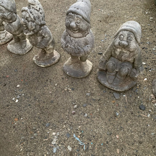 ディズニー　白雪姫と7人の小人　置物　早い人優先します。の画像