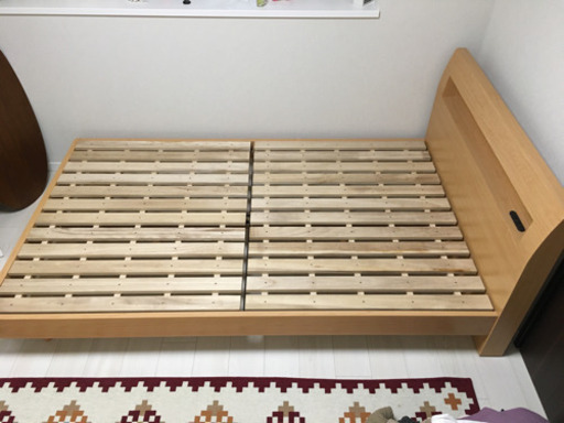 セミダブルベッド