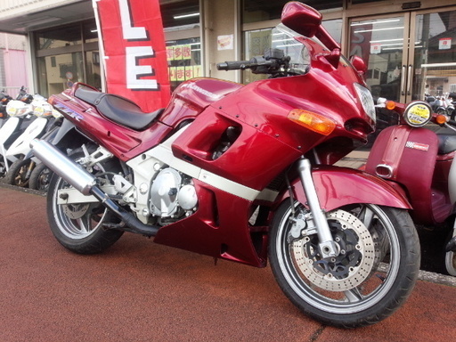 NO.2994　ＺＺＲ４００　Ｎ型　水冷４サイクル１６バルブ４気筒エンジン　ワインレッド　☆彡