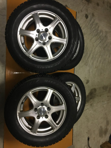 交渉中　195/65r15 15×6J スタッドレスタイヤ