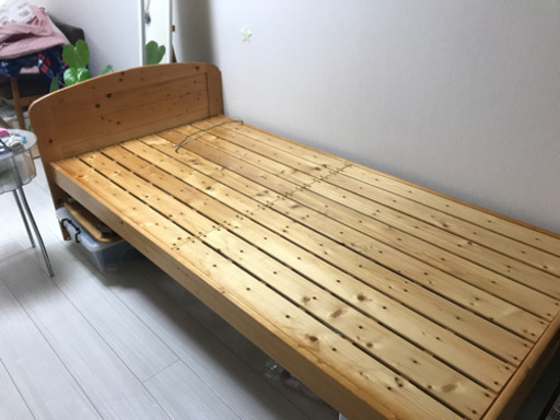 シングルベッド　フレーム　お取引中です