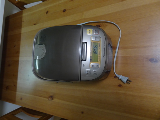 0.5～5.5合 IHジャー炊飯器　Panasonic SR-HC101