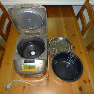 0.5～5.5合 IHジャー炊飯器　Panasonic SR-HC101の画像