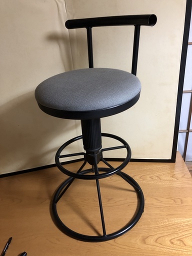 カウンターチェア　中古　４脚セット