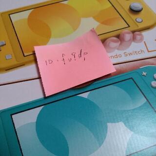 任天堂switchライト ターコイズブルー、イエロー