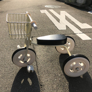 (取引中)無印良品の三輪車　復刻タイプ　カゴつきの画像