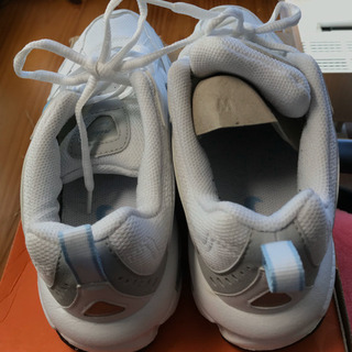 NIKE ランニングシューズ　23.5cm used✨美品の画像