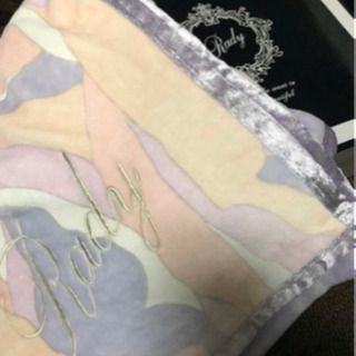 新品 Rady 毛布の画像