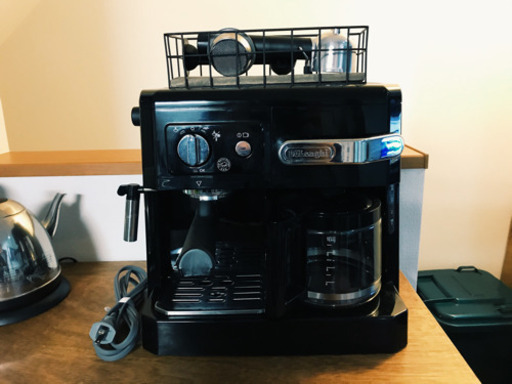 デロンギ　コーヒーメーカー+カリタの手挽きミル　15,000円
