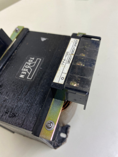 電源トランス1KVA