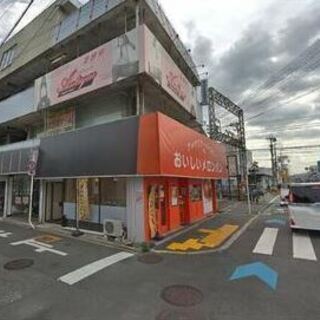 ★貸店舗・事務所★	 北助松駅１分　１階路面店４６．８４㎡　角立...