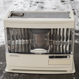 19B0443  燃焼良好  サンポット 煙突式石油ストーブ KSH-7010RC 2014年製 暖房 半密閉式