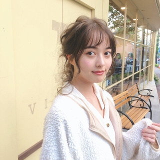 自分磨き！ヘアアレンジ教室！今風なラフなヘアアレンジの画像