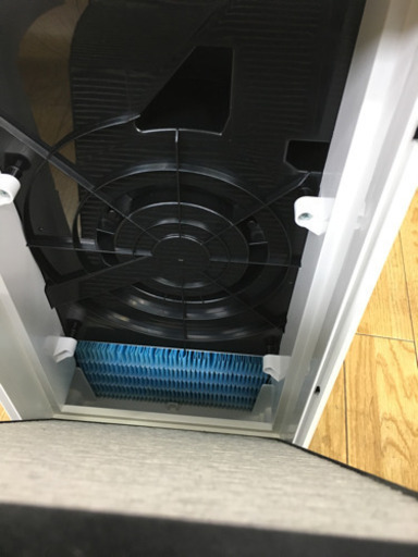 美品！ 2018年製 SHARP プラズマクラスター  加湿空気清浄機 KI-HS40-W